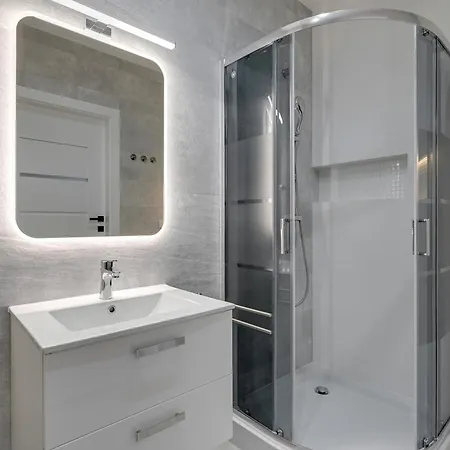 Rentplanet - Chlebova Ii Apartment *