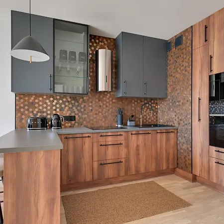 Rentplanet - Chlebova Ii Apartment *